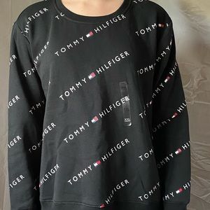 NWT oversized tommy sweatshirt